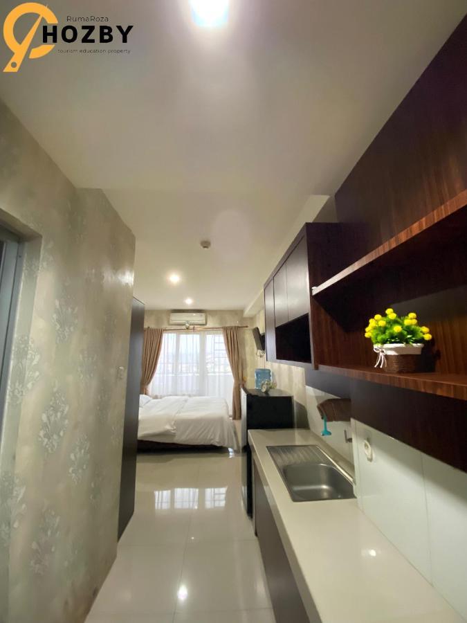 Hozby Skyview Setiabudi Suites Sunggal Exterior foto